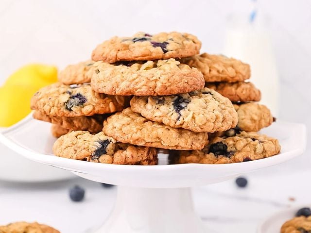 Blueberry Lemon Oatmeal Cookies - summer dessert recipes