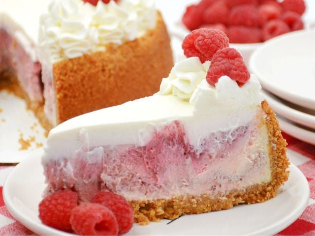 Lemon Raspberry Swirl Cheesecake - summer dessert recipe
