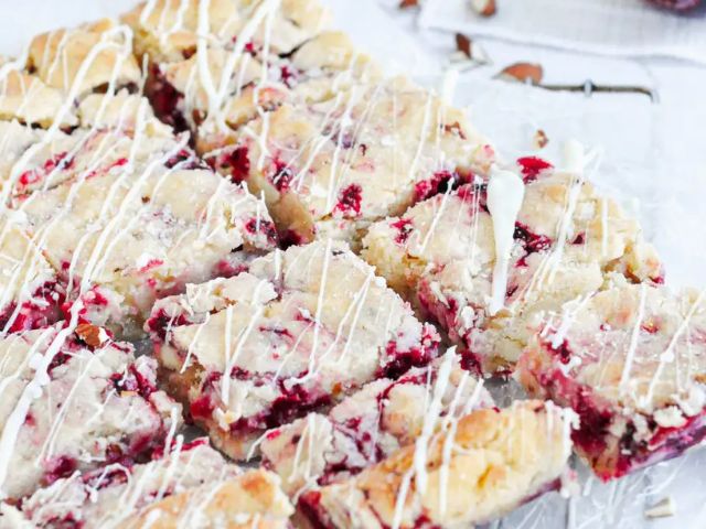 Raspberry Blondies - summer dessert recipes