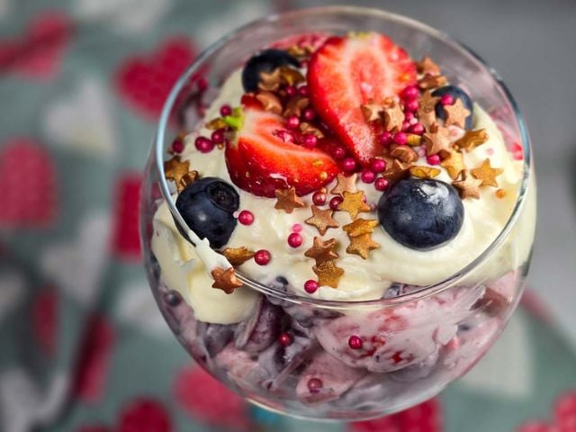 Romanian Summer Fruit Salad - easy summer fruit dessert