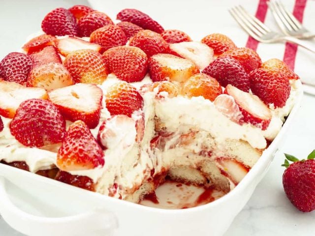 Strawberry Tiramisu Dessert - summer dessert recipes