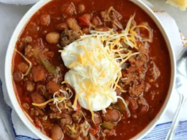 Slow Cooker Chili - ground beef recipe ideas